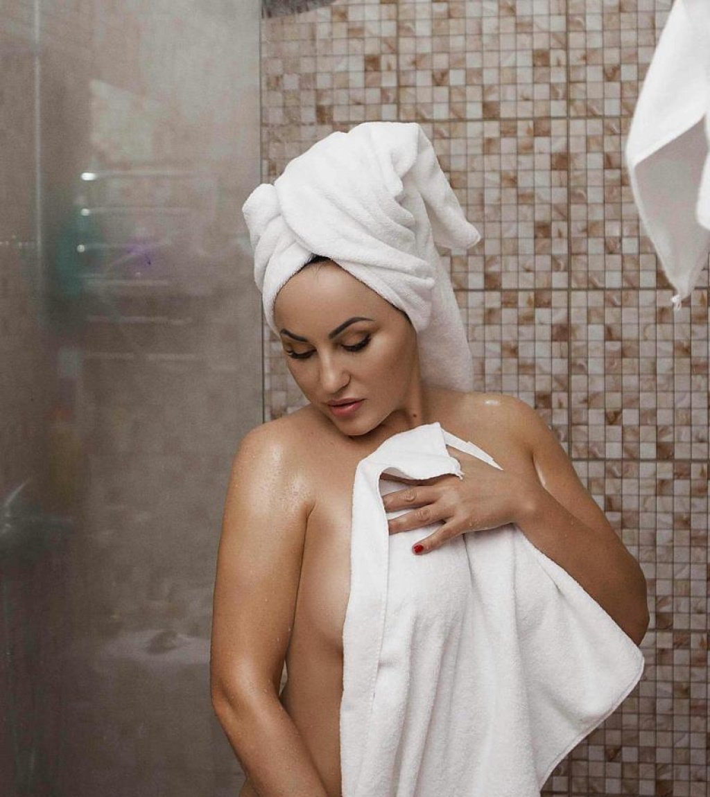 Твоя госпожа: проститутки индивидуалки в Сочи