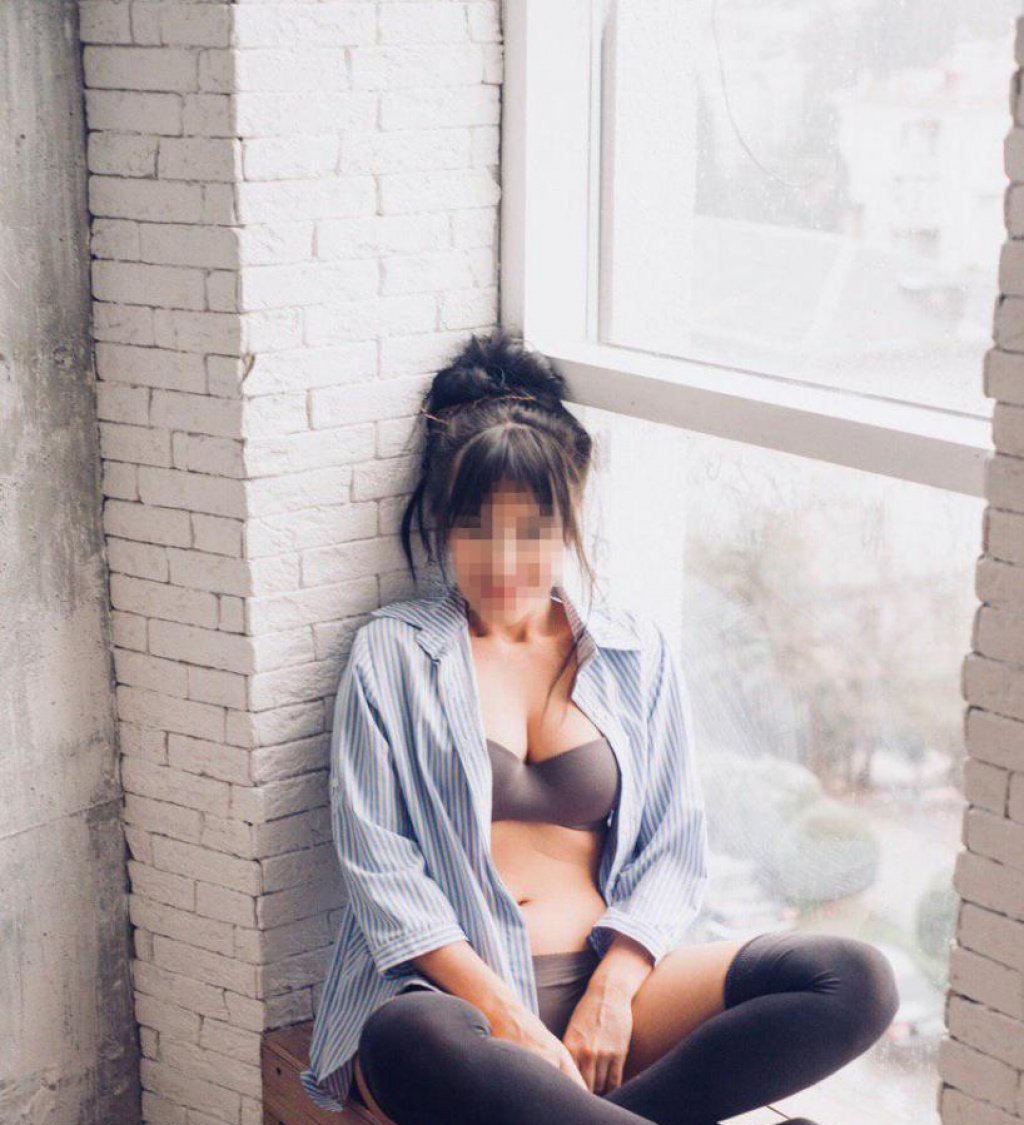 Василиса фото: проститутки индивидуалки в Сочи