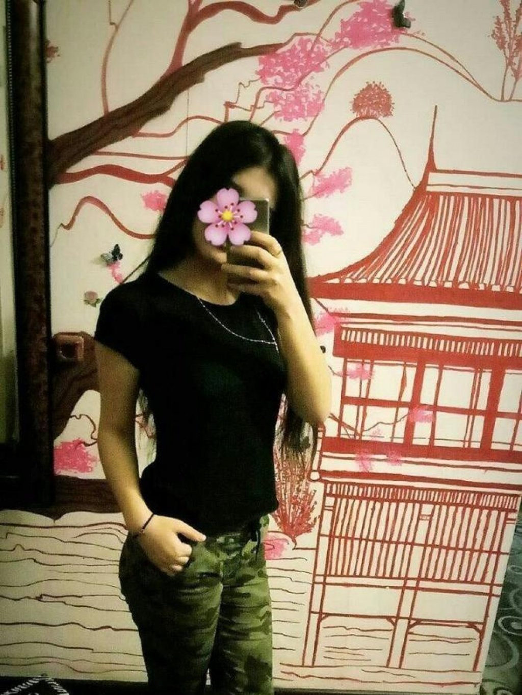 Конфетка: проститутки индивидуалки в Сочи