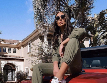 Тина: индивидуалка проститутка Сочи